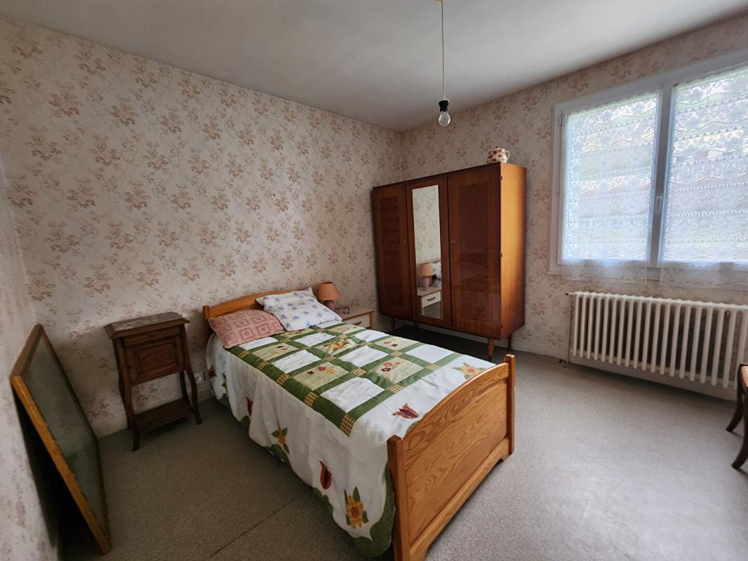 LOCHES Maison Loches 4 pièce(s) 80 m2 6