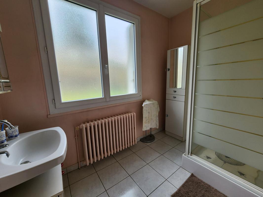 LOCHES Maison Loches 4 pièce(s) 80 m2 8