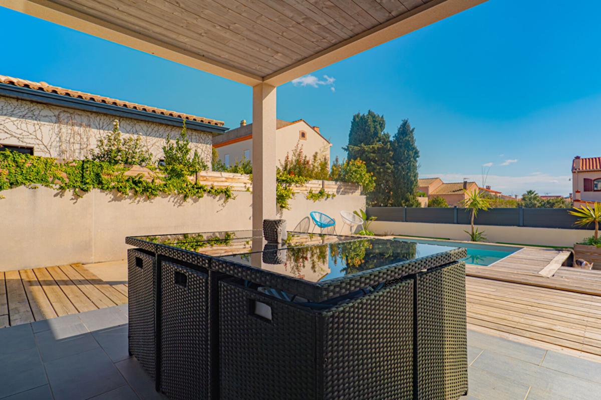 PONTEILLA Villa familiale moderne, 4 chambres, jardin, garage et piscine 18