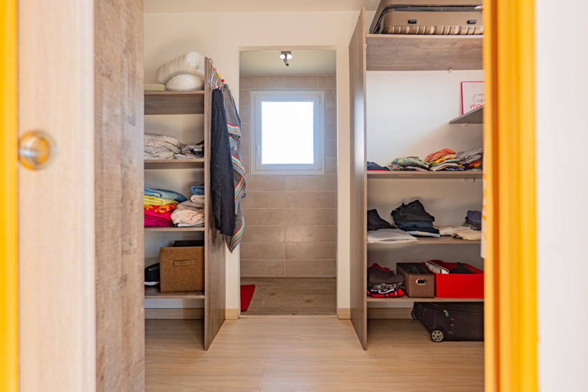 PONTEILLA Villa familiale moderne, 4 chambres, jardin, garage et piscine 9