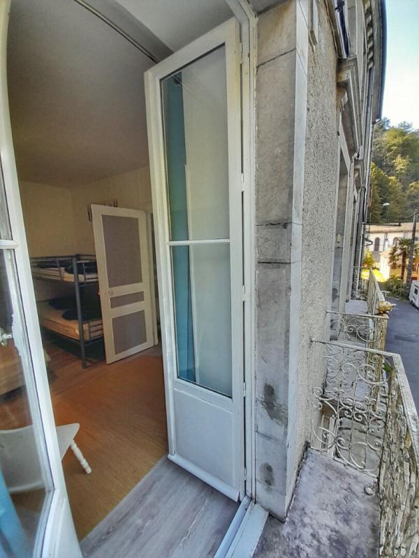 EAUX-BONNES Appartement de 57m2 entièrement rénové avec balcons 8