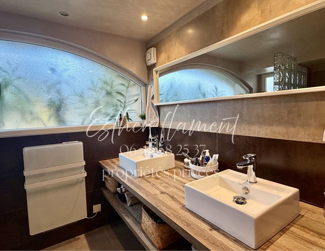 VEZENOBRES Appartement/maison  plain pied 108 m2 AVEC JARDIN PRIVATIF 12