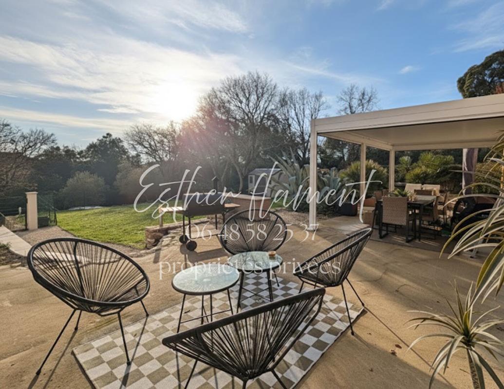 VEZENOBRES Appartement/maison  plain pied 108 m2 AVEC JARDIN PRIVATIF 13