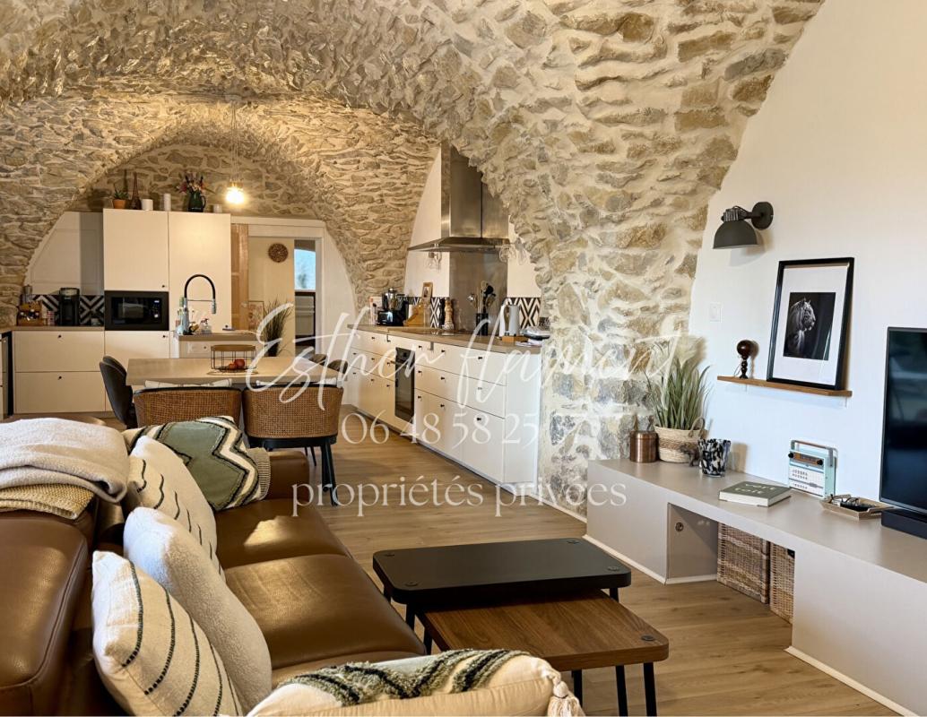 VEZENOBRES Appartement/maison  plain pied 108 m2 AVEC JARDIN PRIVATIF 17