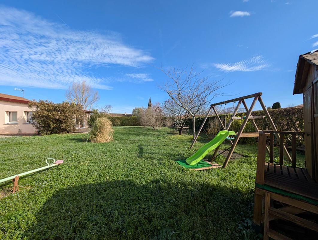 BERAT Maison T5 de 135 m2 avec double garage sur terrain de 1300 m² 14