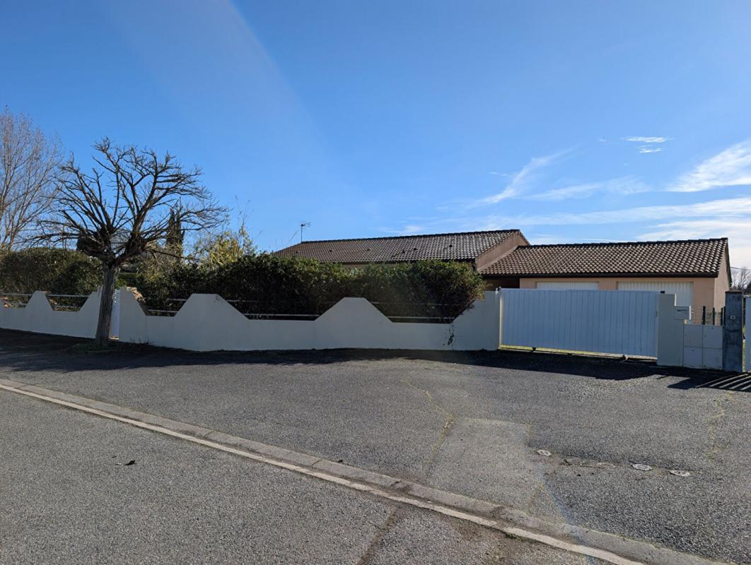 BERAT Maison T5 de 135 m2 avec double garage sur terrain de 1300 m² 18