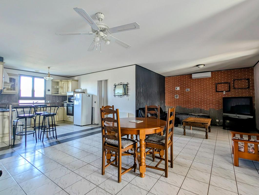 BERAT Maison T5 de 135 m2 avec double garage sur terrain de 1300 m² 4