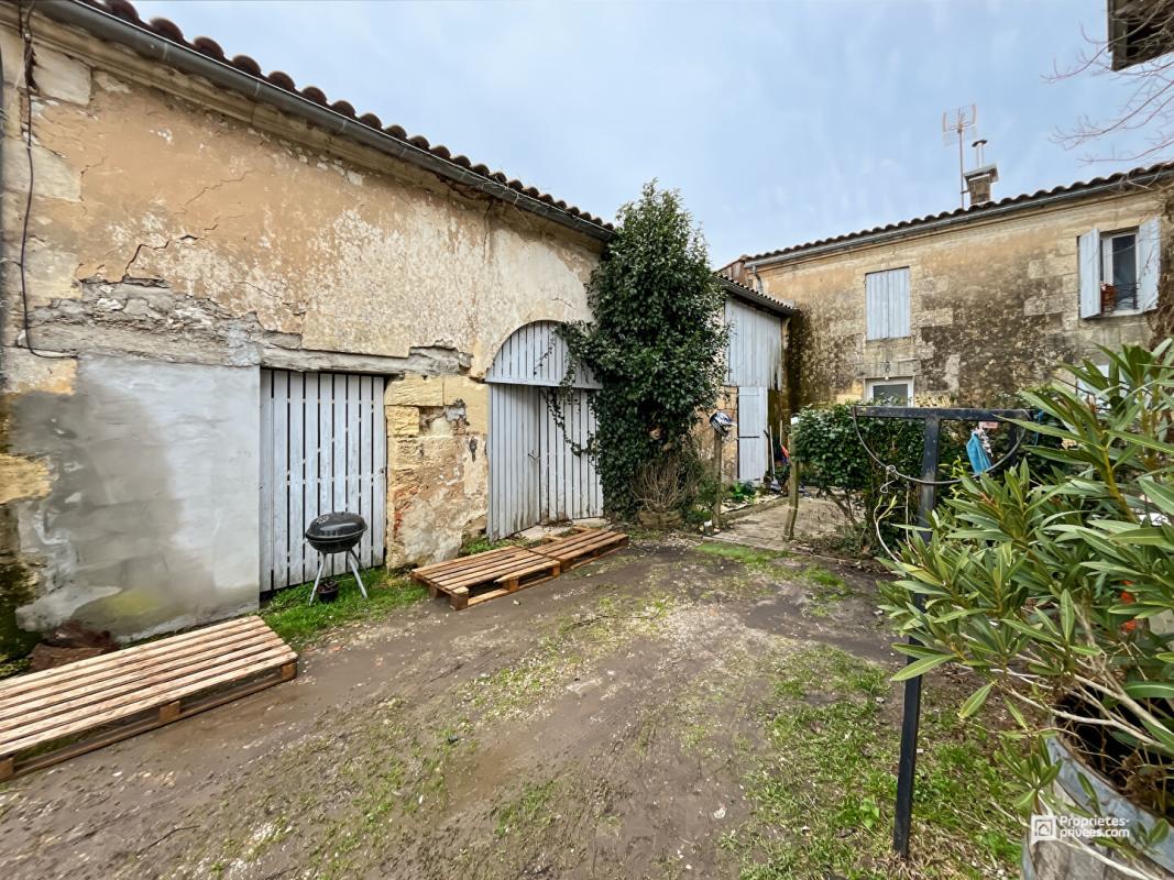 BERSON IMMEUBLE DE RAPPORT À VENDRE - INVESTISSEMENT LOCATIF - Berson - proche Saint-André-de-Cubzac 11