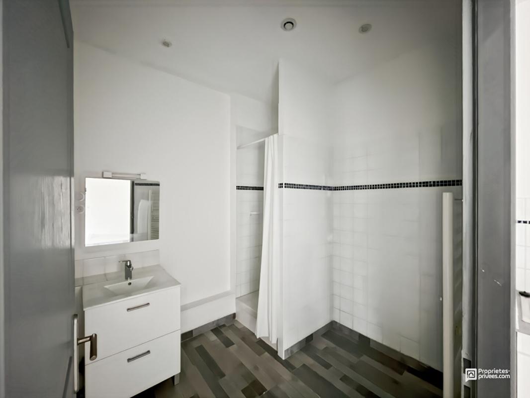 BERSON IMMEUBLE DE RAPPORT À VENDRE - INVESTISSEMENT LOCATIF - Berson - proche Saint-André-de-Cubzac 3