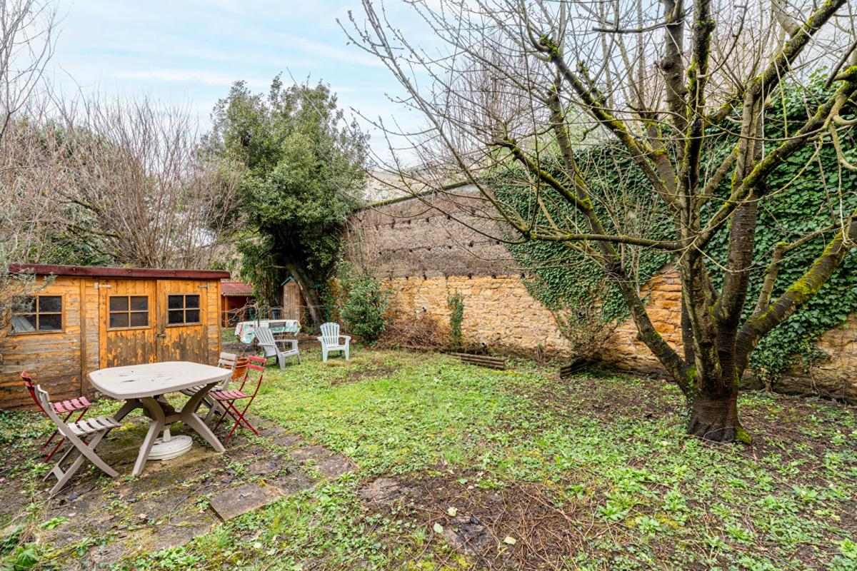 VILLEFRANCHE-SUR-SAONE Appartement avec jardin au coeur de Villefranche Sur Saône 4 pièce(s) 96.38 m2 8