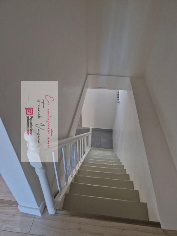 LES HERBIERS A VENDRE en Exclusivité aux Herbiers, Maison de  ville de 65 m2 avec 2 chambres et cour fermée 8