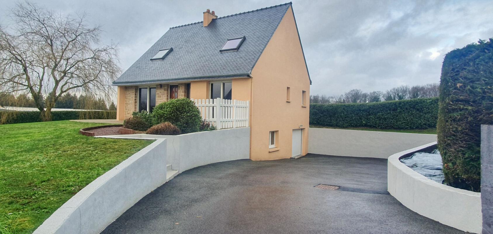 LA CHAPELLE-NEUVE Maison La Chapelle Neuve 4 chambres 9