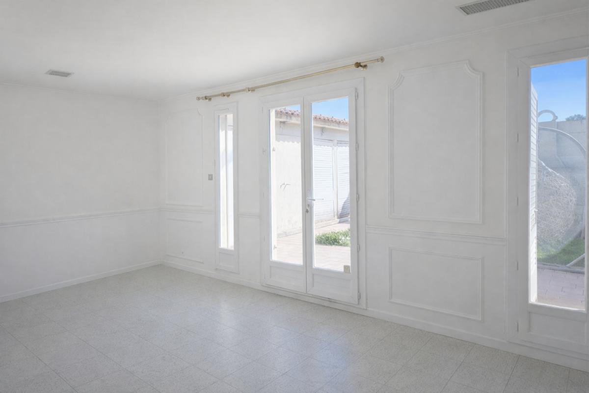 CALAS Maison Calas 5 pièces plein sud de103 m2, Jardin , garage fermé, place de parking 1