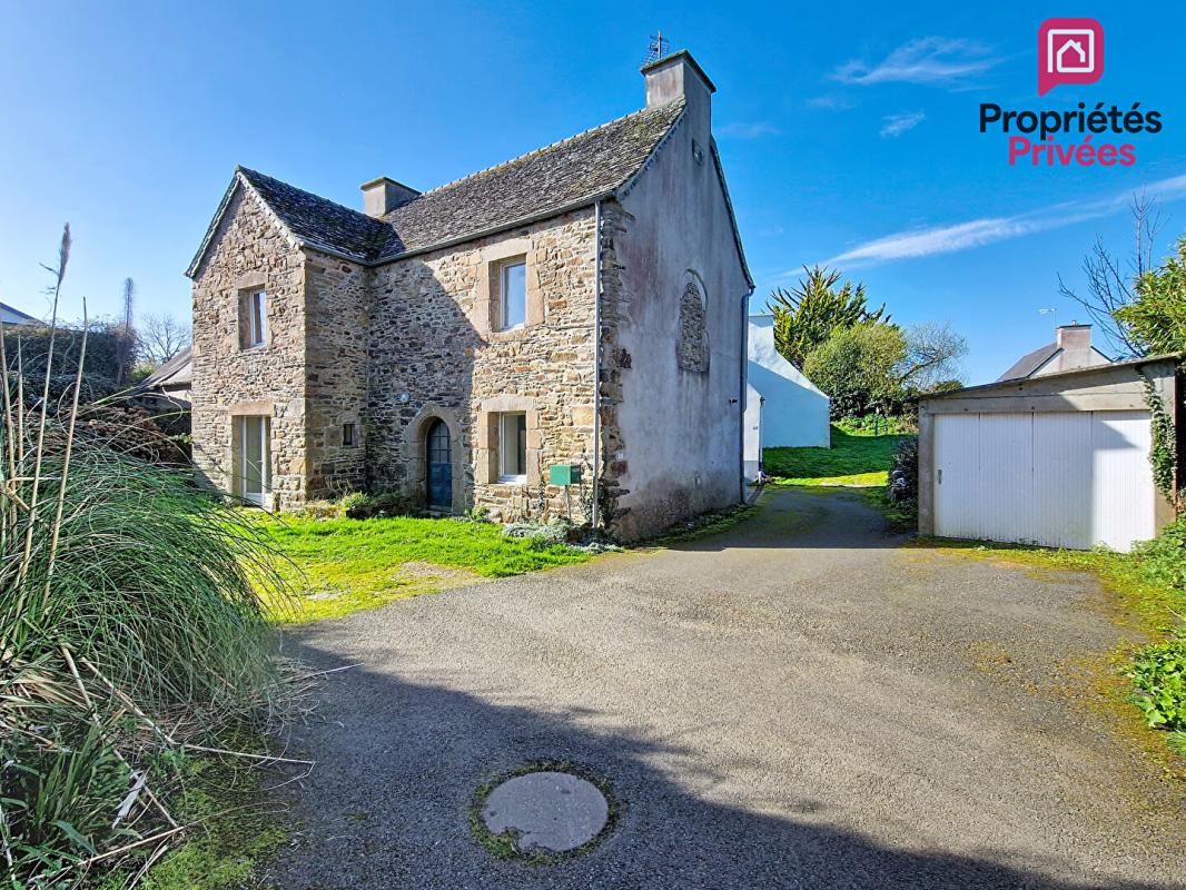 GUIMAEC Maison de caractère proche mer Guimaëc, à 2 km des plages 15