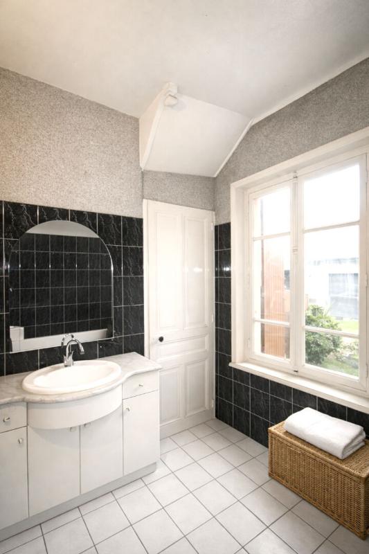 VAULX-EN-VELIN Maison 4/5 pièces, 97,28m², terrain 384, garage, cave 12