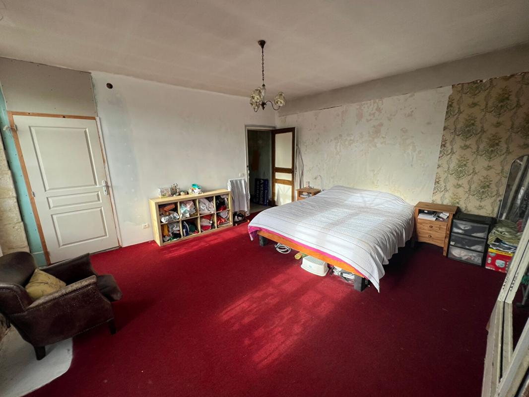 VIC-FEZENSAC Maison de ville 112 m² + Local commercial 50 m² - Centre Vic-Fezensac - Fort potentiel après rénovation 11