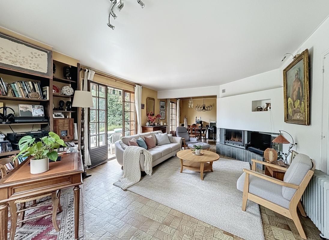 VERRIERES-LE-BUISSON Maison familiale en impasse  Calme et nature à proximité immédiate de la coulée verte! 3