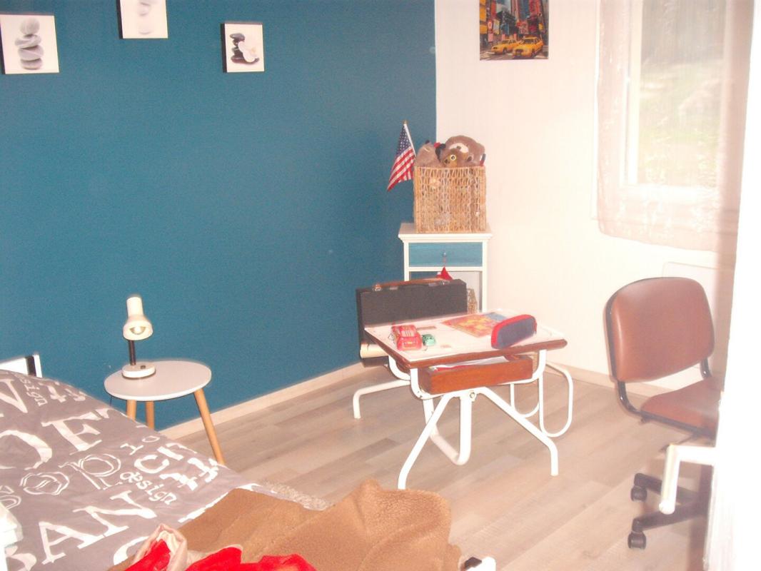 VILLEMOUSTAUSSOU Villa t5 de 90m² sur terrain 1660m² avec piscine 10