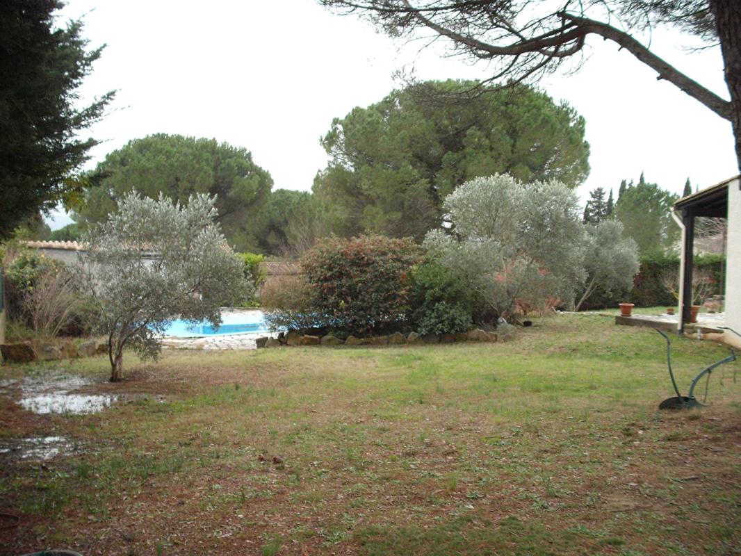 VILLEMOUSTAUSSOU Villa t5 de 90m² sur terrain 1660m² avec piscine 4