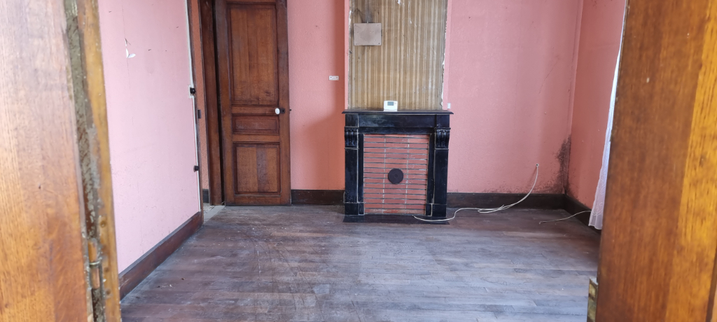 HIRSON Maison Hirson 8 pièce(s) 200 m2 11