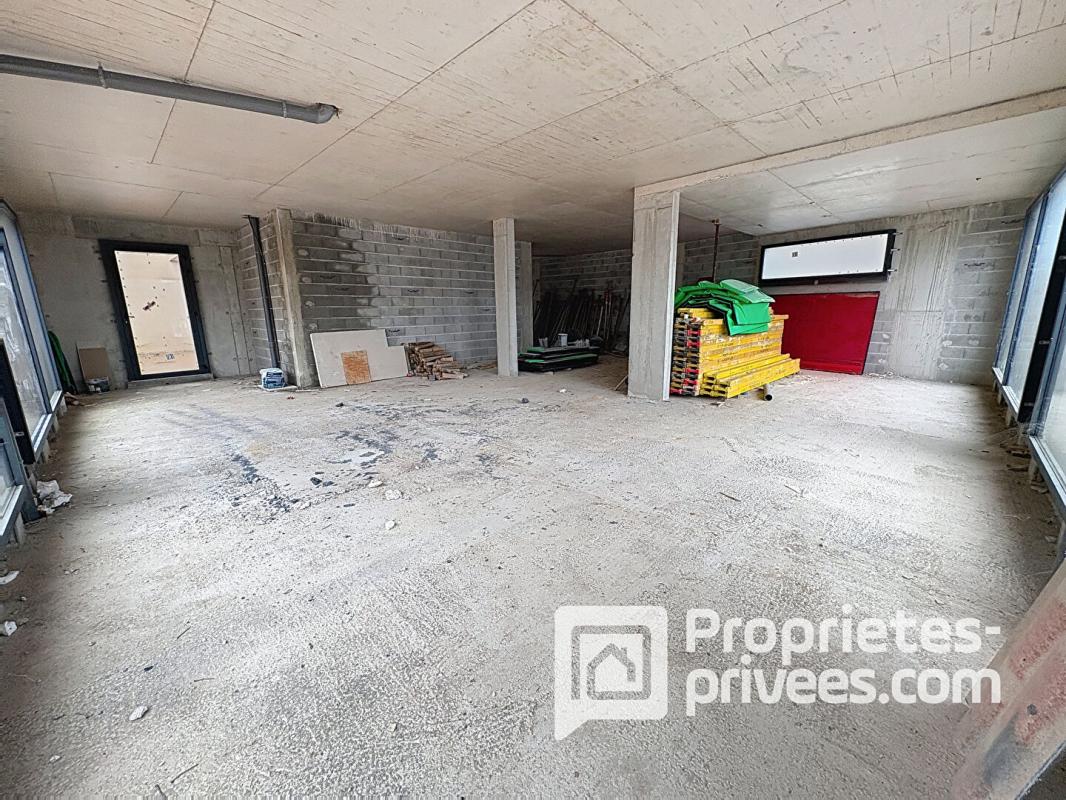 GROSSETO-PRUGNA Local commercial de 66 m2 à Porticcio 3