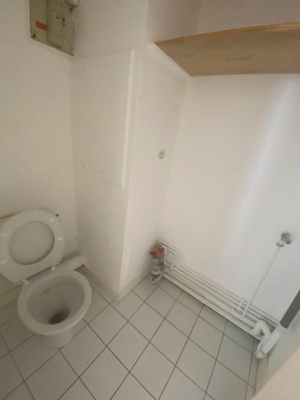 JOUE-LES-TOURS Appartement  2 pièce(s) 48 m2 5