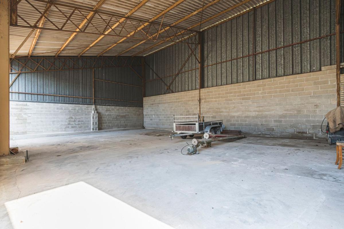 AUSSONCE Corps de ferme, Maison, Dépendances et Terrain 8