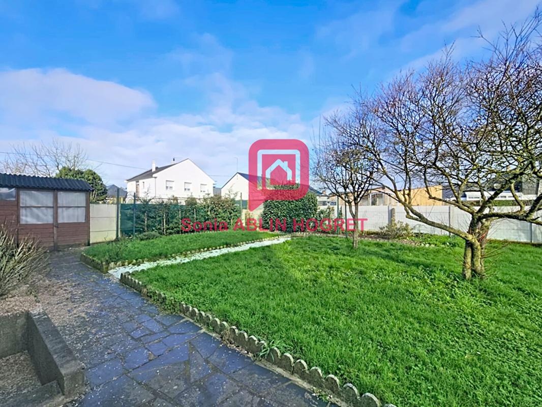 RENAZE Maison avec 3 chambres 8