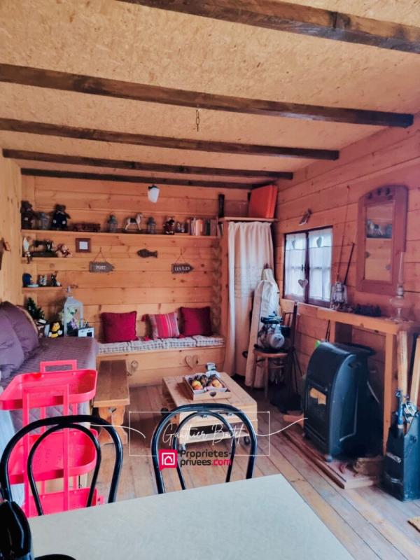 MOUROUX Terrain de loisirs 200m2 avec cabane aménagée 8