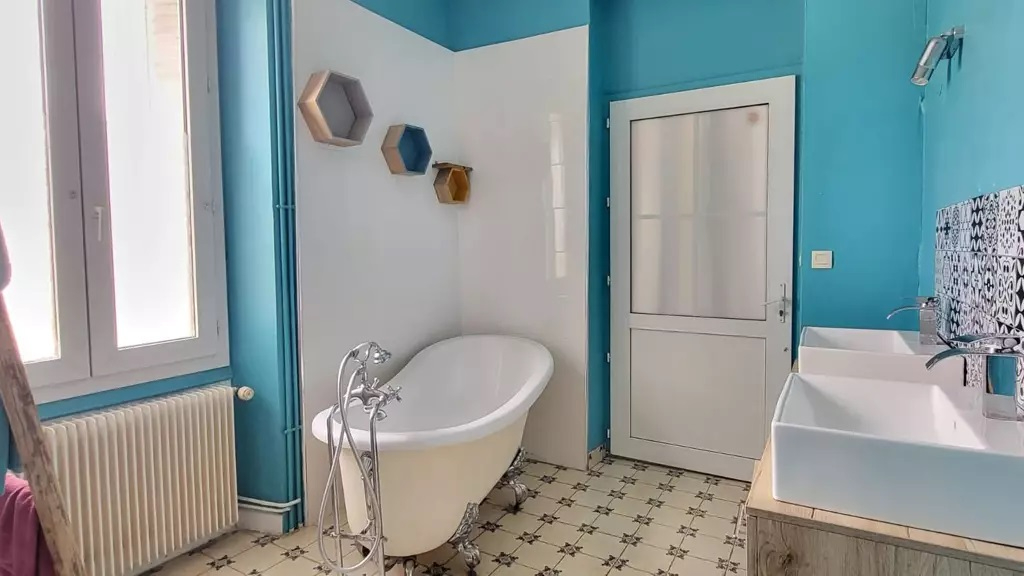 BAILLEAU-ARMENONVILLE MAISON Familiale de 220 M2 14