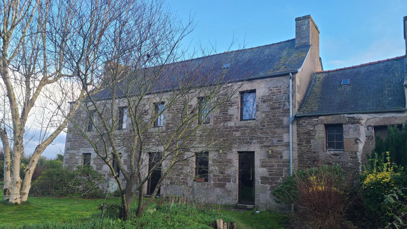 PLOUGONVEN Maison Plougonven 129 m2 1