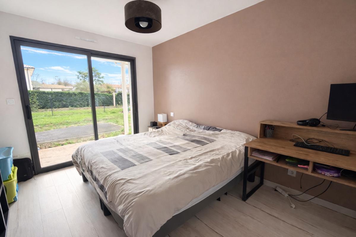 SALLES EXCLUSIVITE Maison Salles bourg 8 pièces 174 m2 garage piscine 11