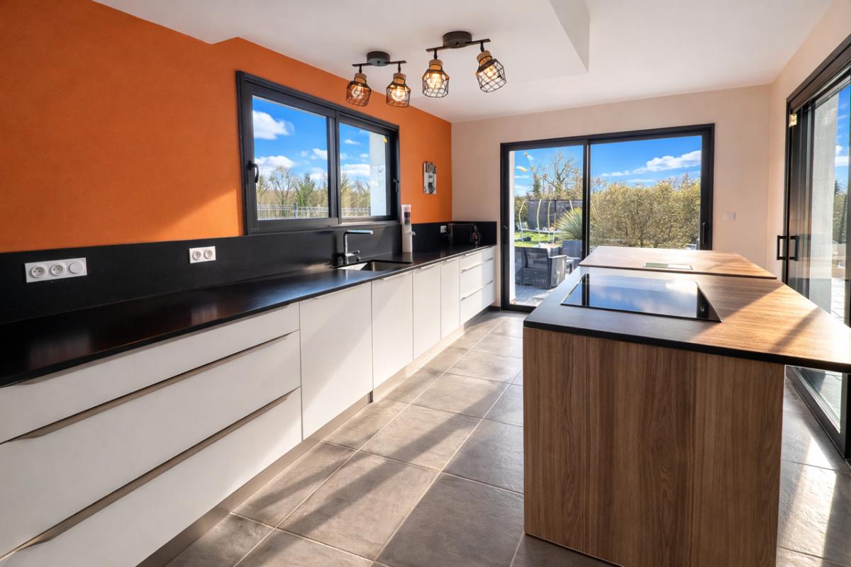 SALLES EXCLUSIVITE Maison Salles bourg 8 pièces 174 m2 garage piscine 7