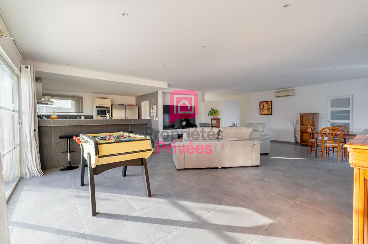 SAINT-LOUBES Maison familiale 175 m² - Piscine chauffée - Garage double - Saint-Loubès 7
