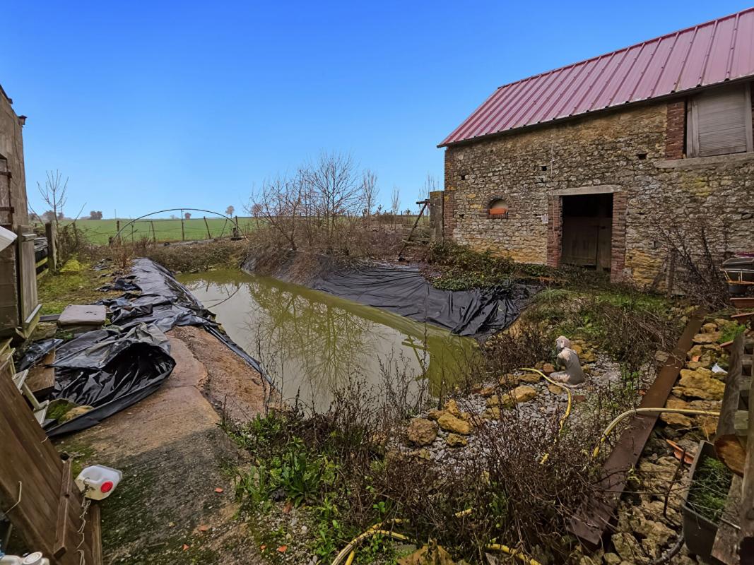 SAINTE-SCOLASSE-SUR-SARTHE Longère Ste Scolasse Sur Sarthe 3 chambres 184 m2 dépendances, 20 boxes 6