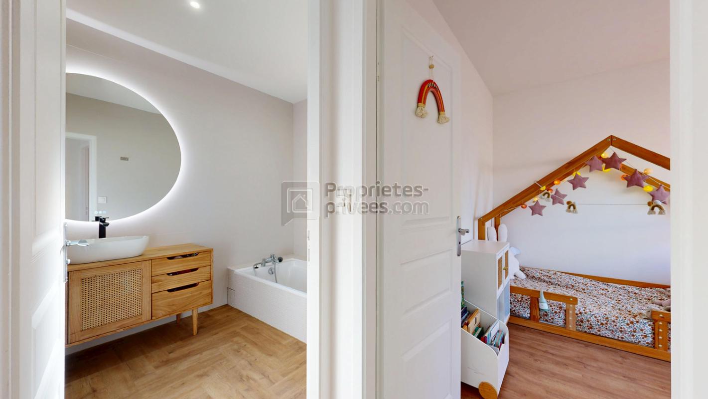 VIGOULET-AUZIL Maison d'architecte avec piscine, jacuzzi & terrain de pétanque 16