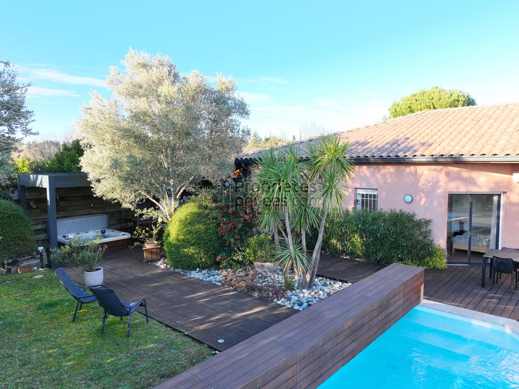 VIGOULET-AUZIL Maison d'architecte avec piscine, jacuzzi & terrain de pétanque 5