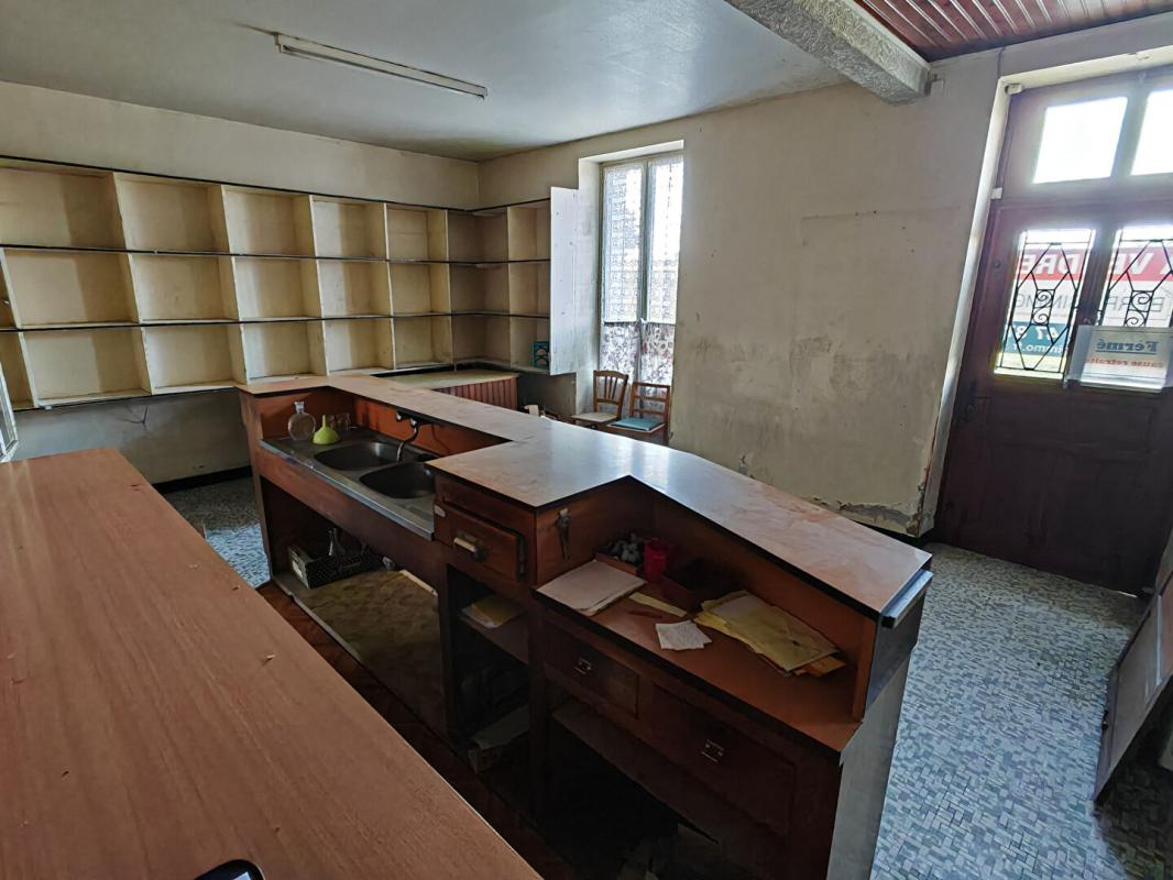 MONTIPOURET Exclu Vente interactive : très grande maison à rénover, Montipouret,10 pièces, 225 m2, multiples possibilités 5