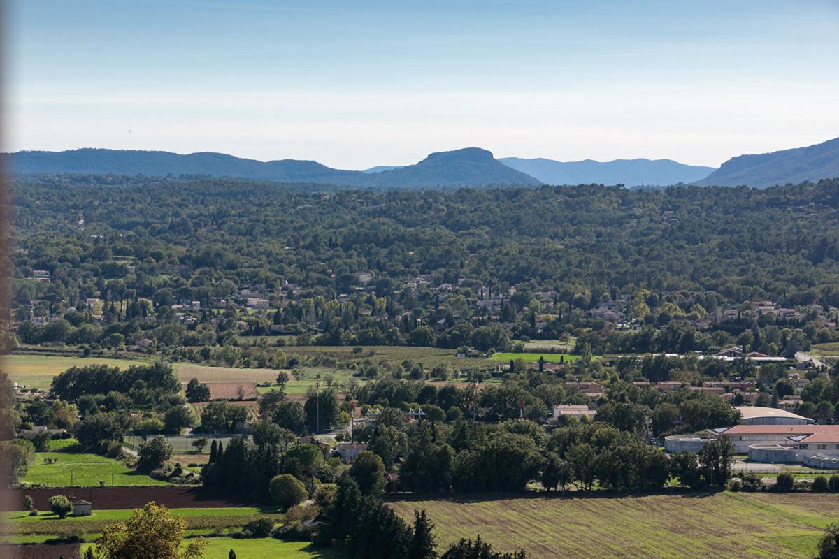 FAYENCE Charmant appartement 2 pièces meublé au coeur de Fayence 3