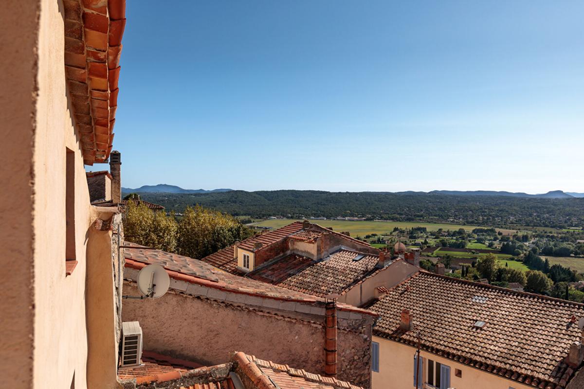 FAYENCE Charmant appartement 2 pièces meublé au coeur de Fayence 3
