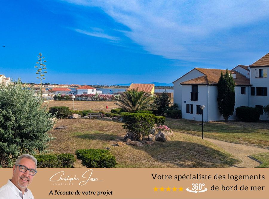 LE BARCARES Duplex 6 couchages avec terrasse et parking 13