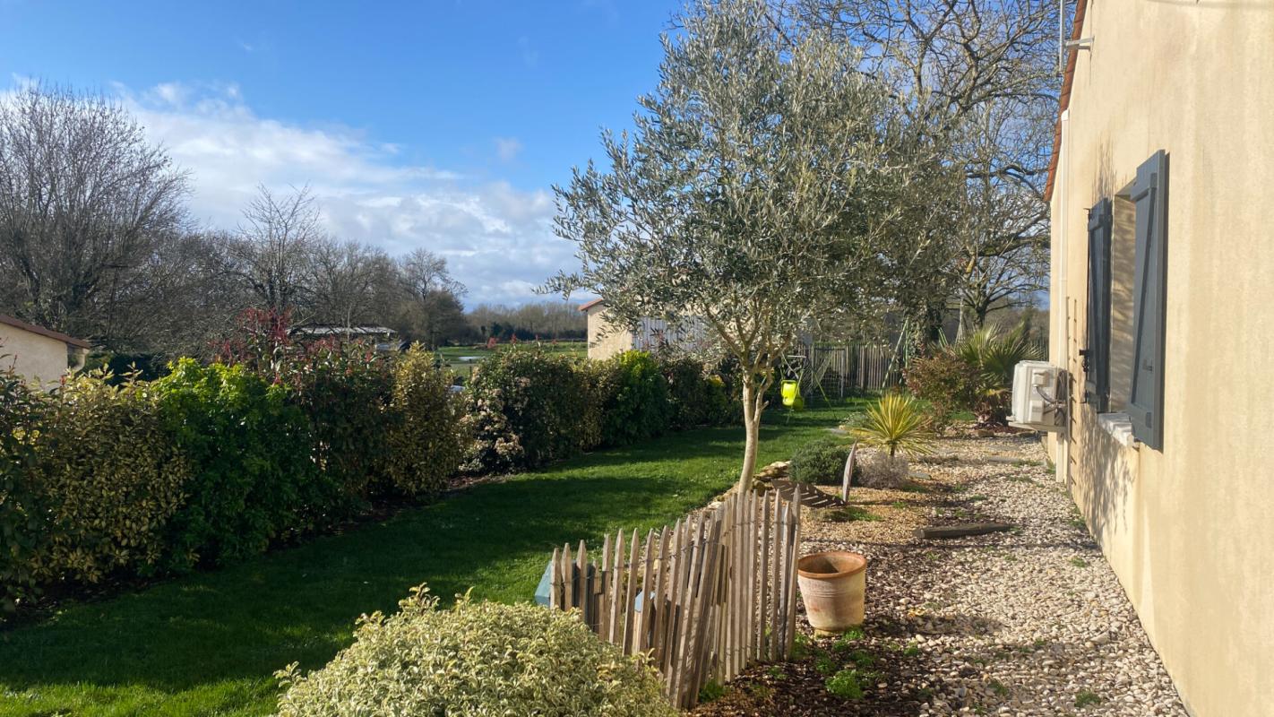 MOUGON-THORIGNÉ Maison plain-pied 118 m², 4 ch- 1 500 m² terrain-PAC 2022 -12 min Niort ? 79370 13