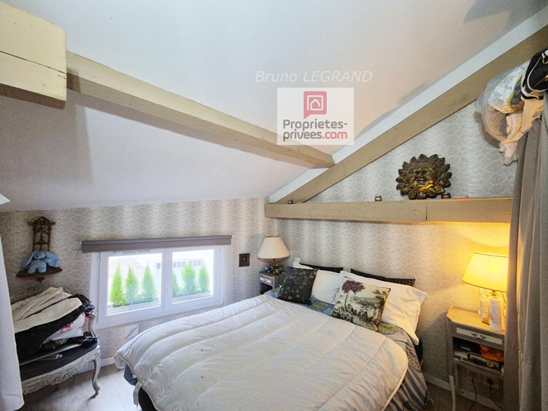 SALIES-DE-BEARN Maison dans le centre de Salies de Béarn, 5 pièces, dont 2 chambres 5