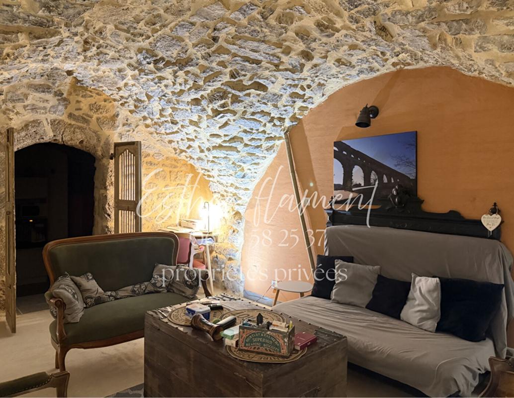 ANDUZE IMMEUBLE de charme AVEC RAPPORT LOCATIF 6