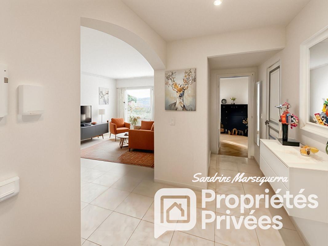 CAGNES-SUR-MER 2P Dernier étage  Vue mer & Hippodrome 7