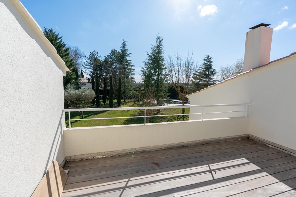 AIX-EN-PROVENCE Élégante villa contemporaine 5 suites 13