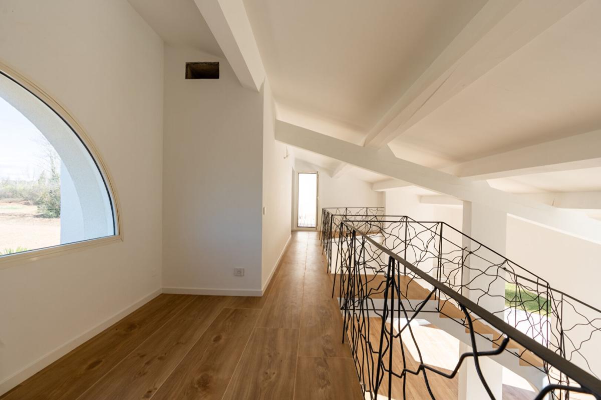 AIX-EN-PROVENCE Élégante villa contemporaine 5 suites 5