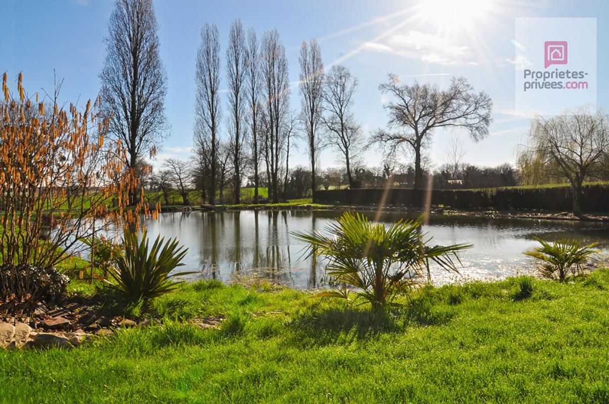 MONTIGNE-LE-BRILLANT Terrain de loisirs 3573 m2 Montigné Le Brillant 1