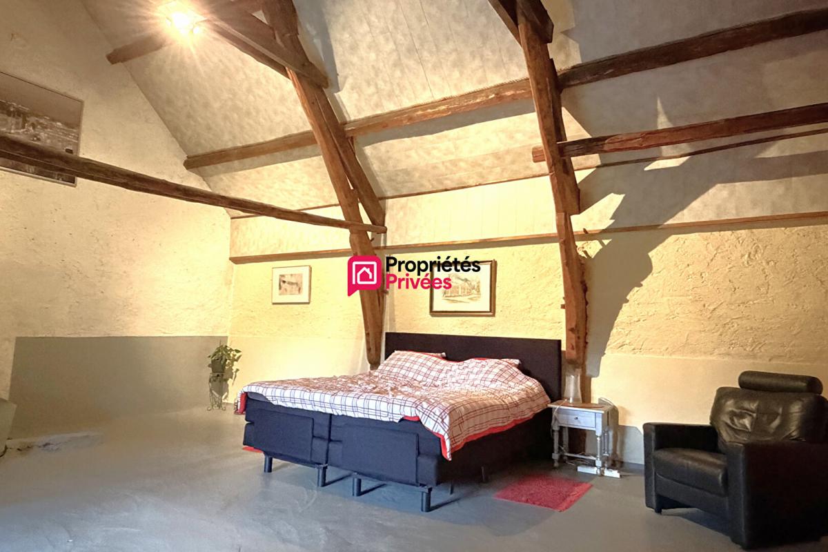 SAINT-PRIEST-DES-CHAMPS Maison T6 avec dépendances à vendre Saint Priest Des Champs de 200 m2 13