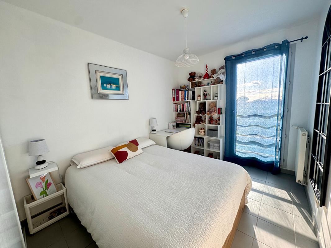 PELISSANNE Appartement 3 pièces avec 2 places de parking 6